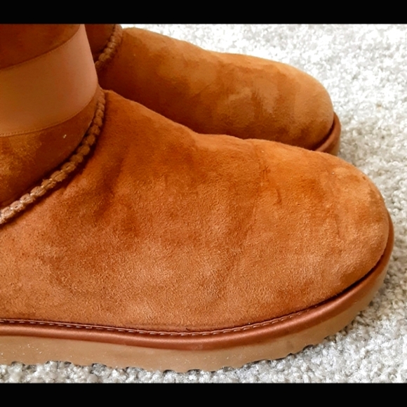 UGG - Picture 5 of 10